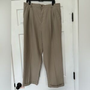 Greg Norman men’s khaki pants